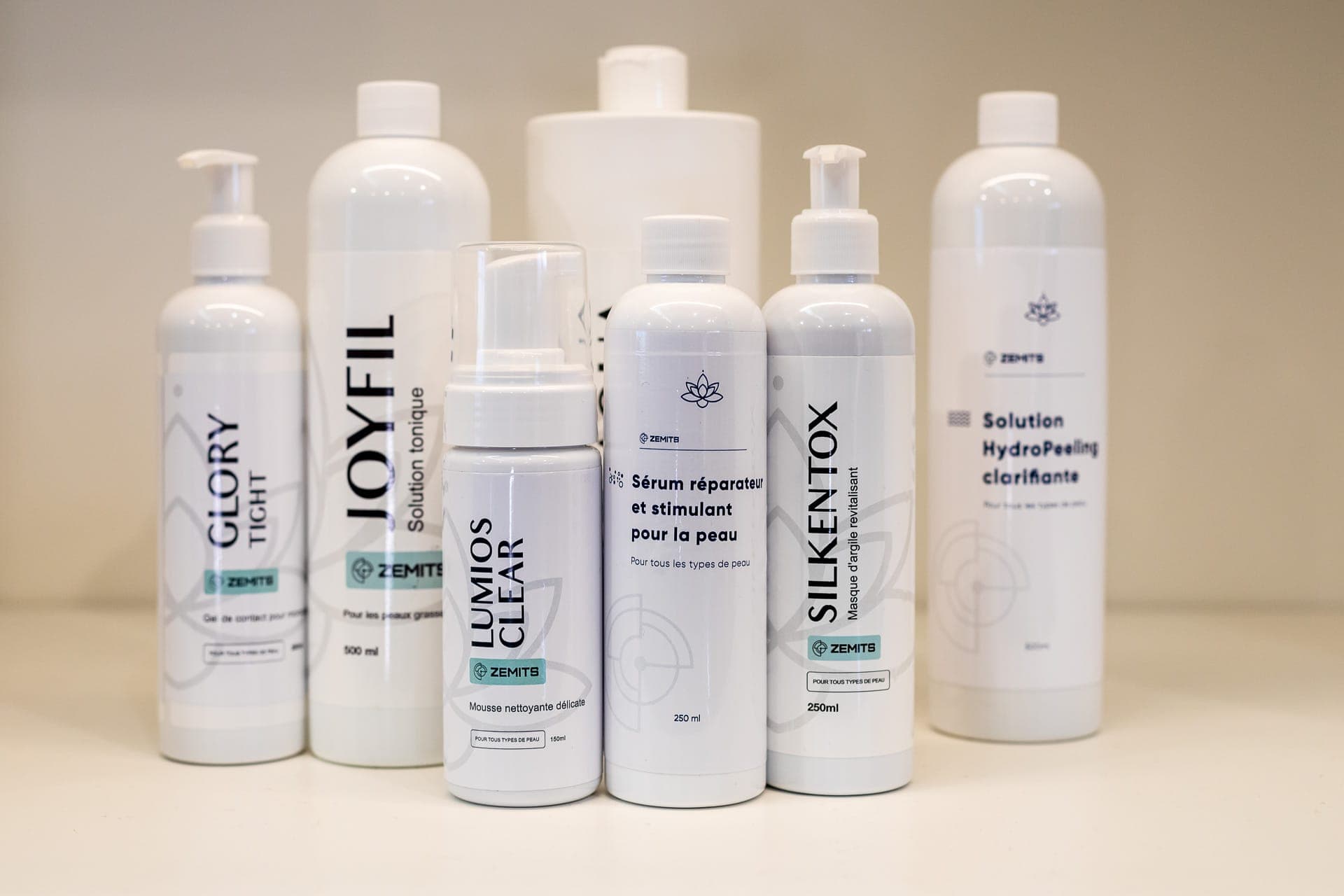 Démonstration soin professionnel au salon