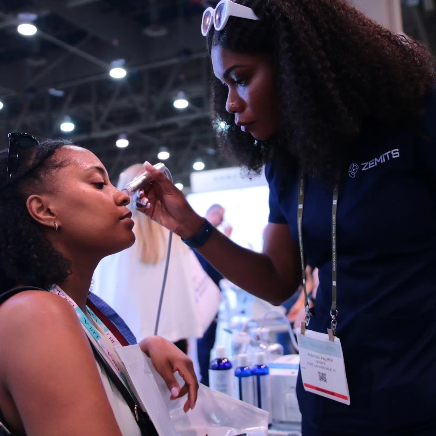 Démonstration soin visage ZEMITS en salon professionnel